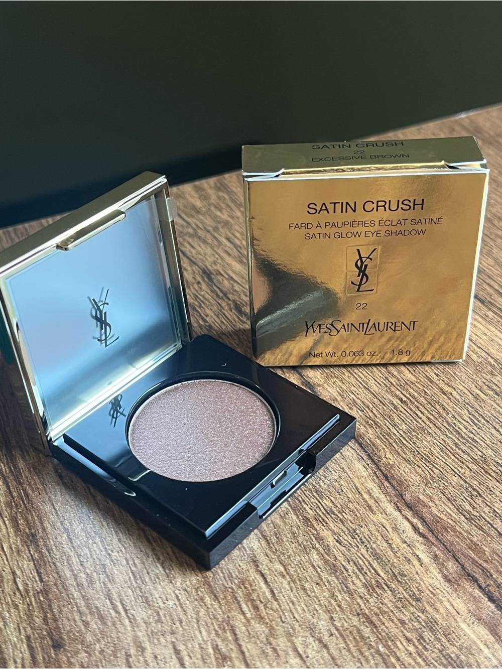 Yves Saint Laurent Satin Crush 22 Eyeshadow